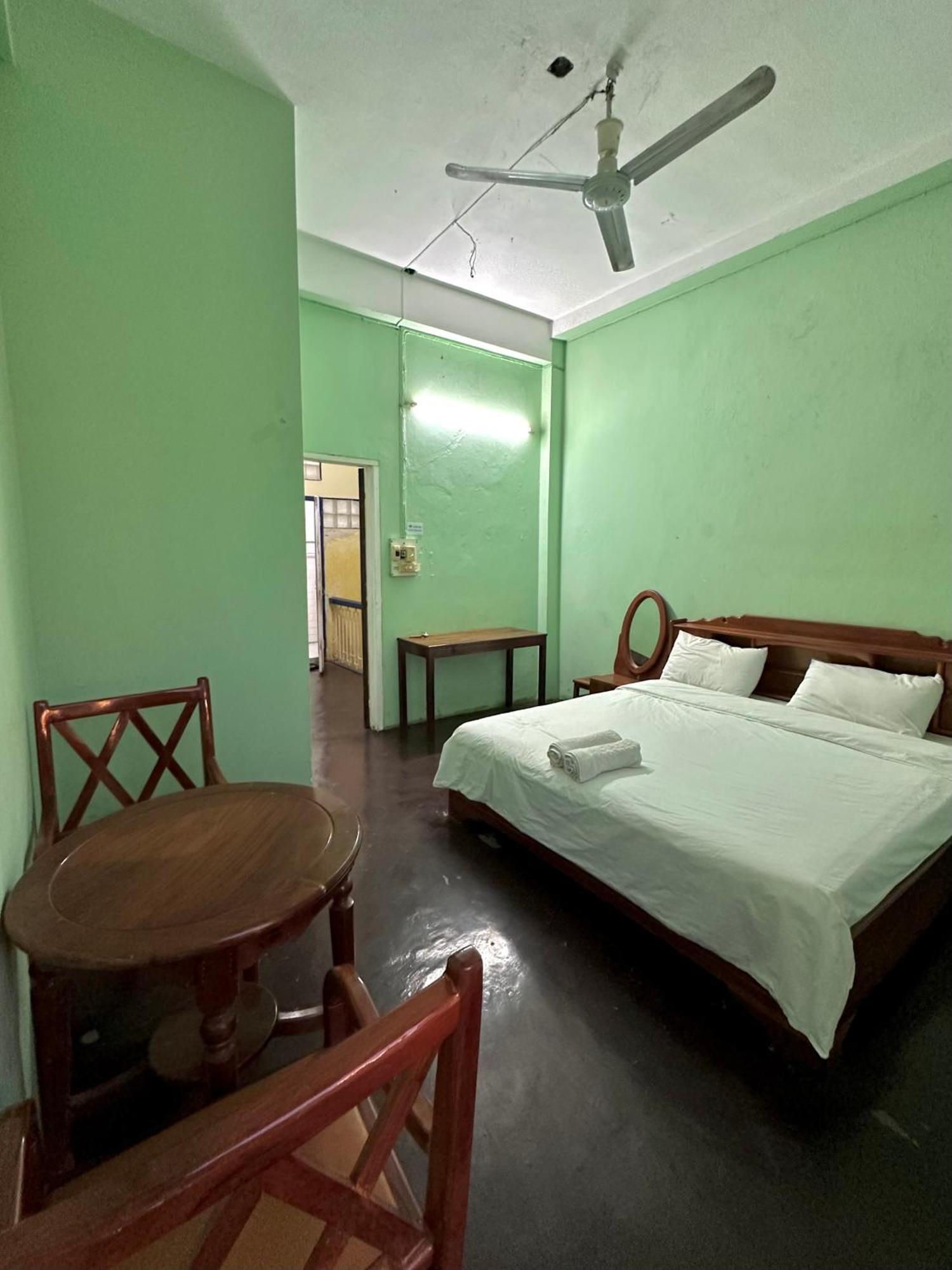תאקהק Kfg Guesthouse מראה חיצוני תמונה