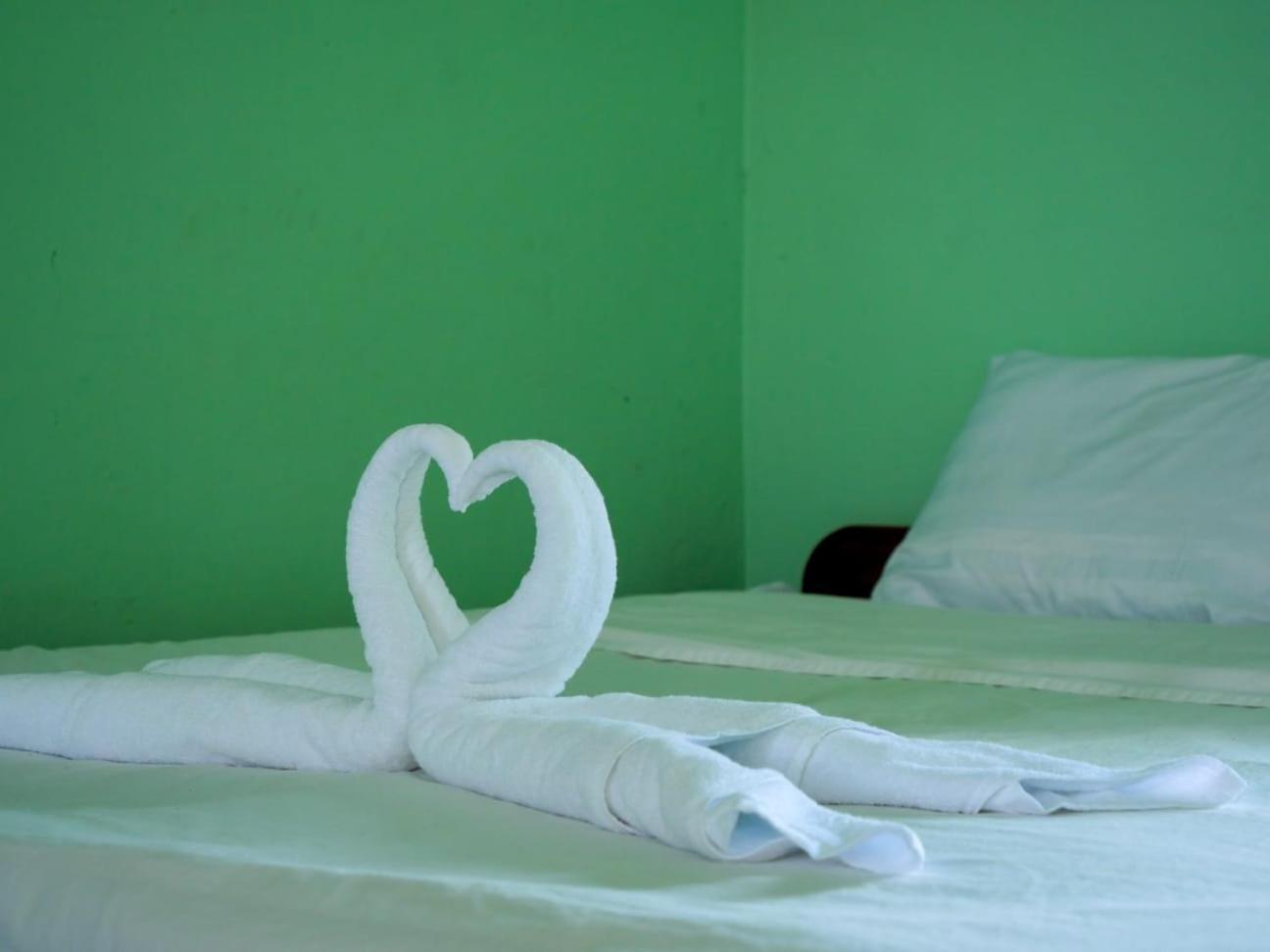 תאקהק Kfg Guesthouse מראה חיצוני תמונה